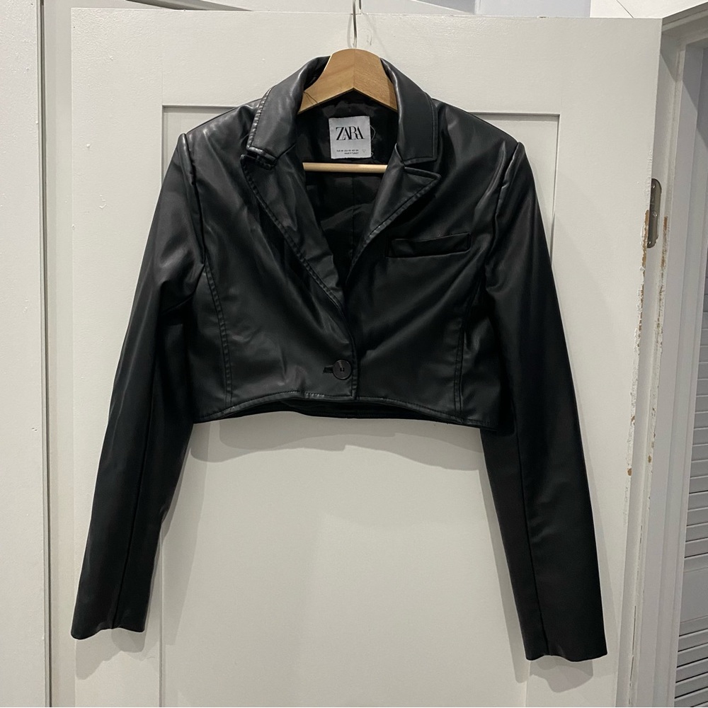 ZARA Cropped Faux Leather Blazer